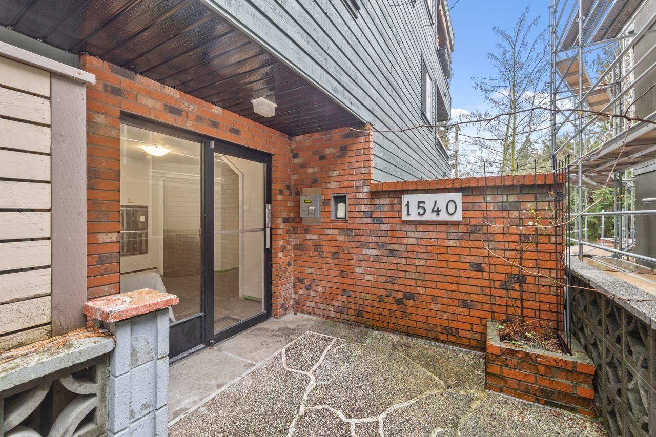 Listing Image 19