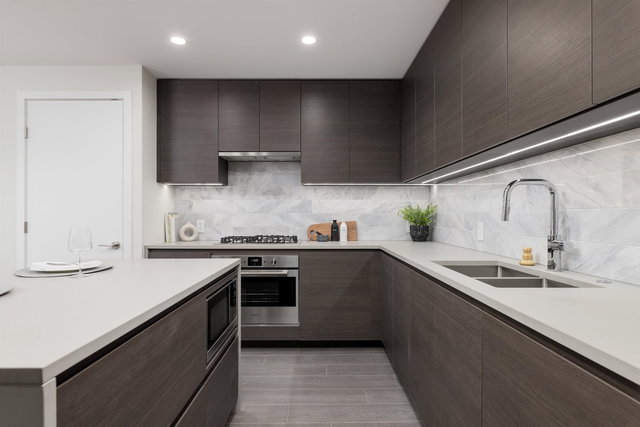 4611 - 2108 Gilmore Avenue