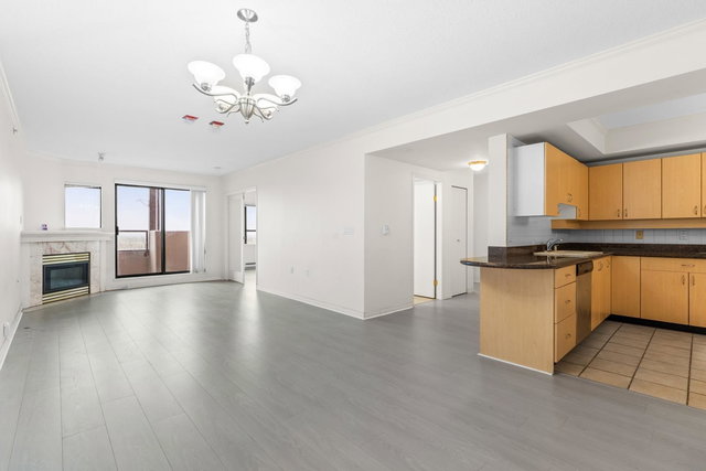 1605 - 6611 Cooney Road