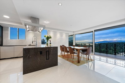 1501 - 845 Chilco Street | Vancouver | Image