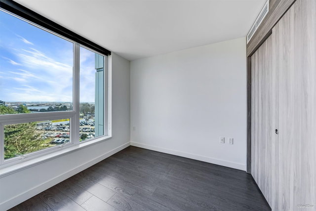 905 - 433 Marine Drive SW