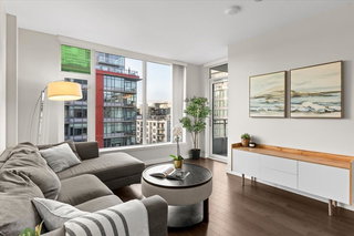 805 - 1708 Ontario Street