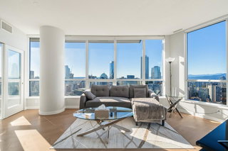 3107 - 833 Seymour Street