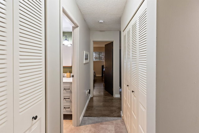 217 - 33400 Bourquin Place