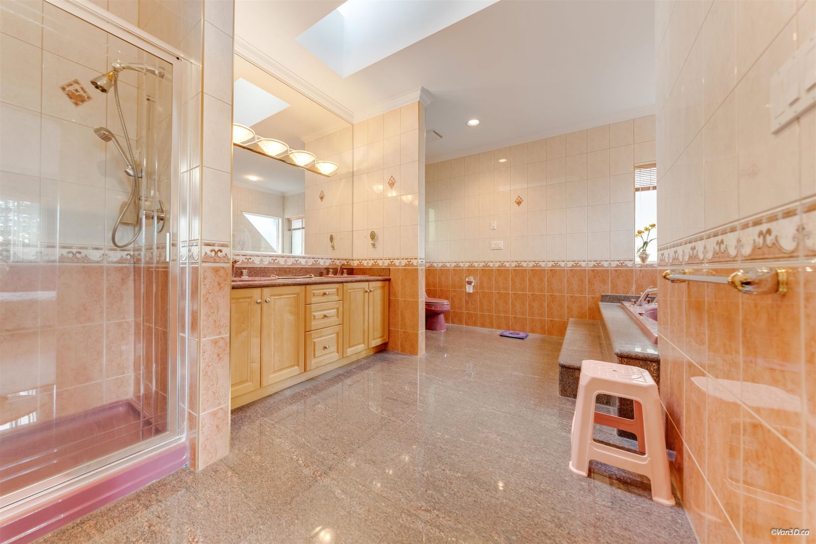 Listing Image 18