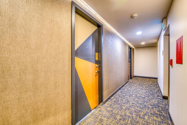 2407 - 6383 Mckay Avenue