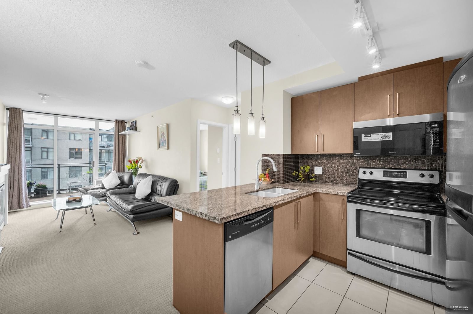 Listing Image 12