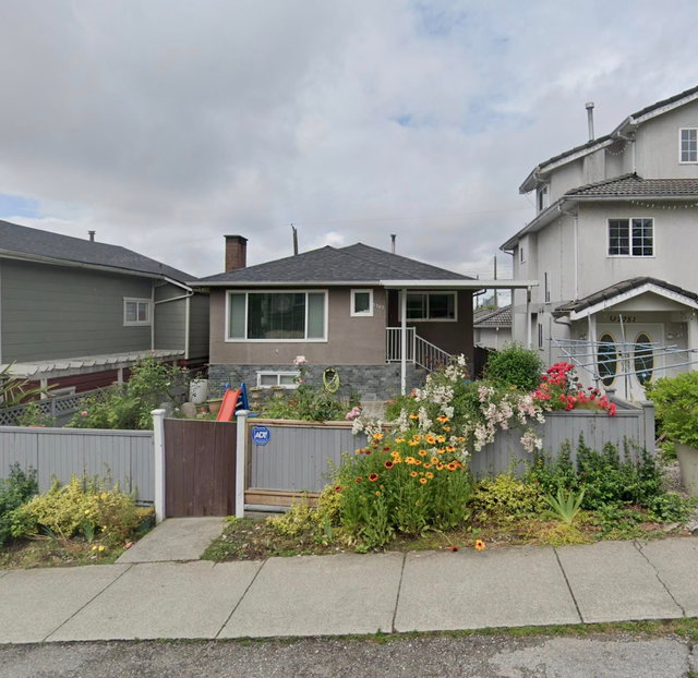 7767 Prince Albert Street