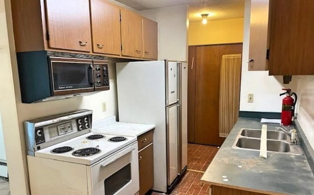 309 - 6340 Buswell Street