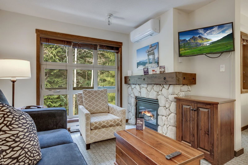 616 - 4899 Painted Cliff Road, Whistler, V8E 1E2 | Image 2