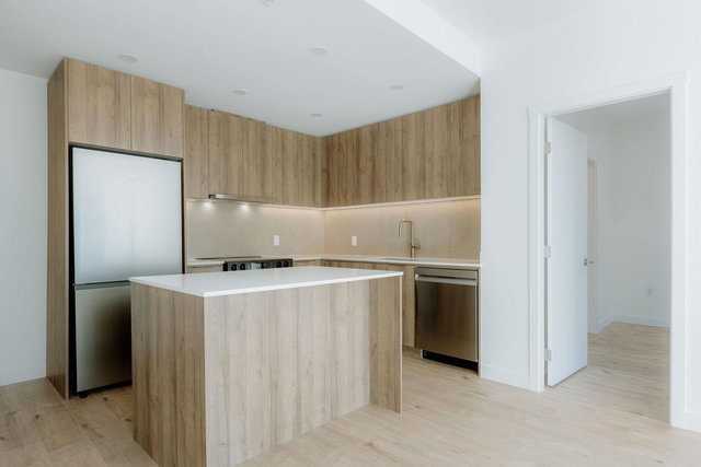 305 - 3594 Malsum Drive