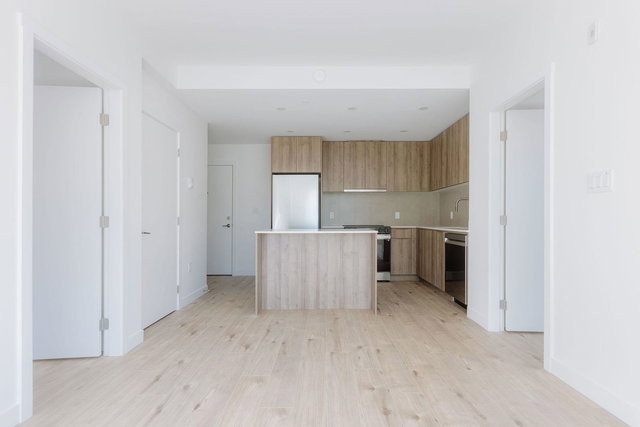 305 - 3594 Malsum Drive