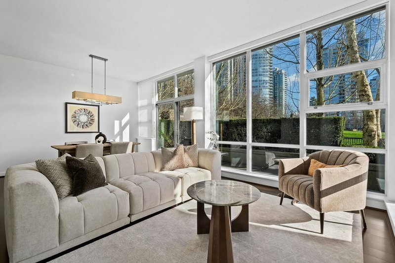 TH105 - 638 Beach Crescent, Vancouver, V6Z 3H6 | Image 3