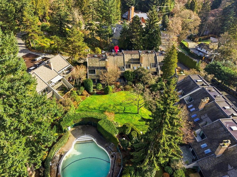 15 - 4957 Marine Drive, West Vancouver, V7W 2P5 | Image 2