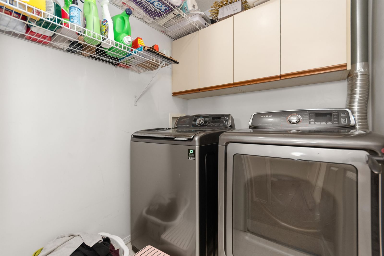 Listing Image 17