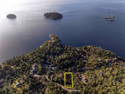 LOT 105 Johnston Heights Drive | Pender Harbour | Image