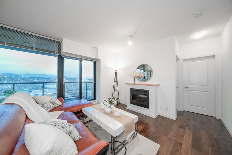 804 - 15 Royal Avenue, New Westminster, V3L 5R2 | Image 3