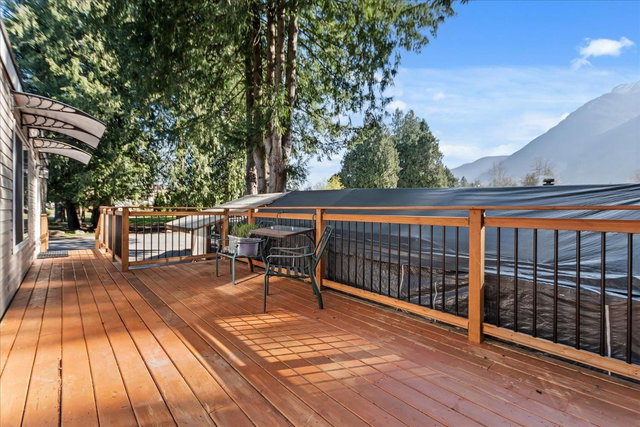 10 - 52604 Yale Road