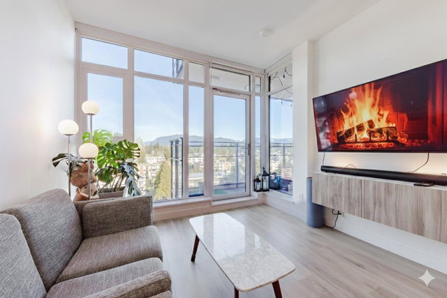 808 - 1045 Austin Avenue