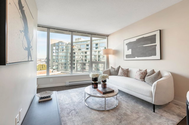 507 - 445 2nd Avenue W