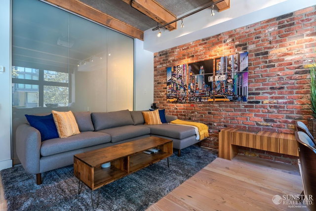 301 - 1180 Homer Street