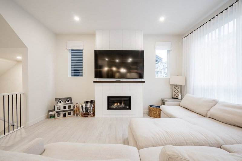 31567 Montgomery Place, Mission, V4S 0E7 | Image 2