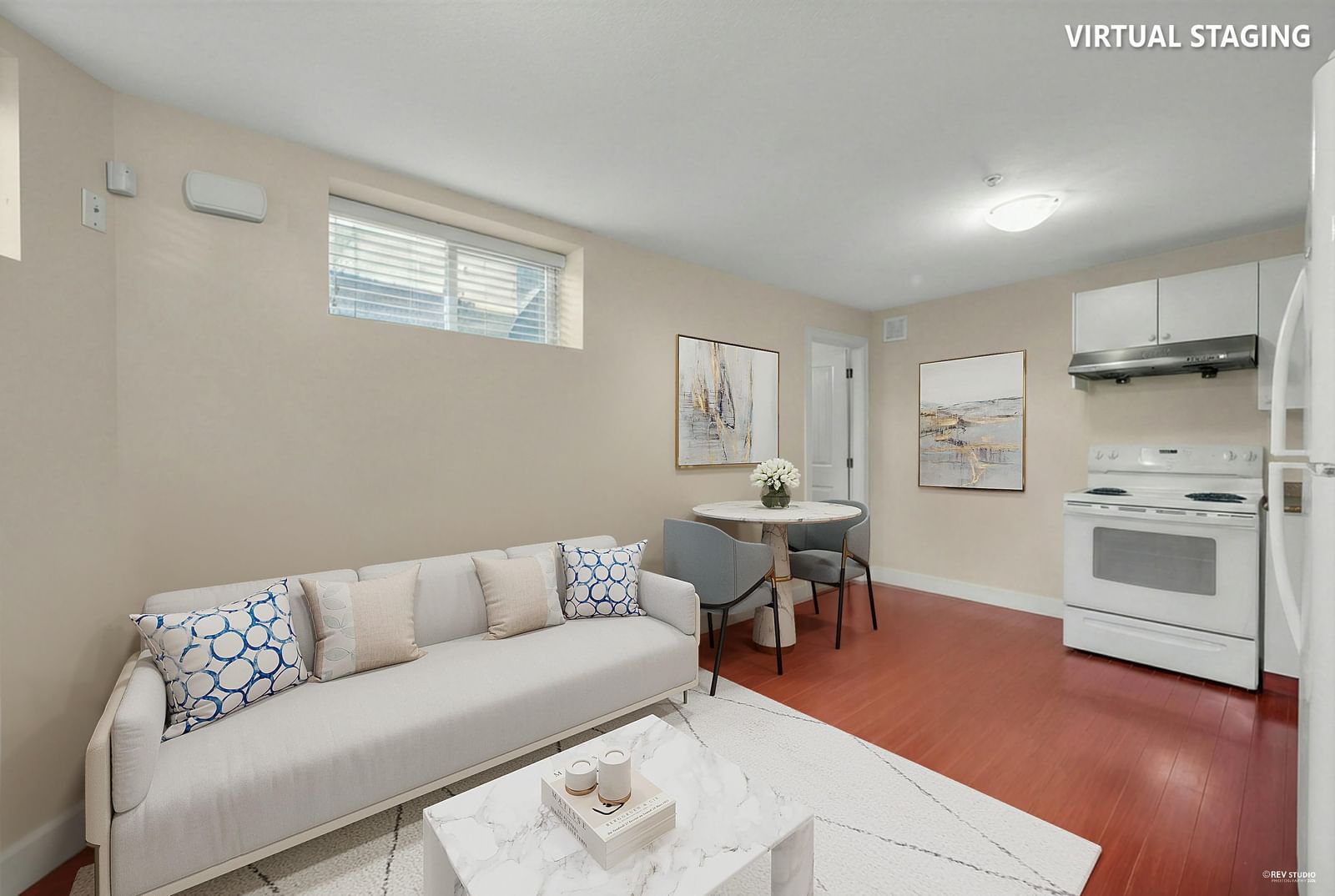 Listing Image 12