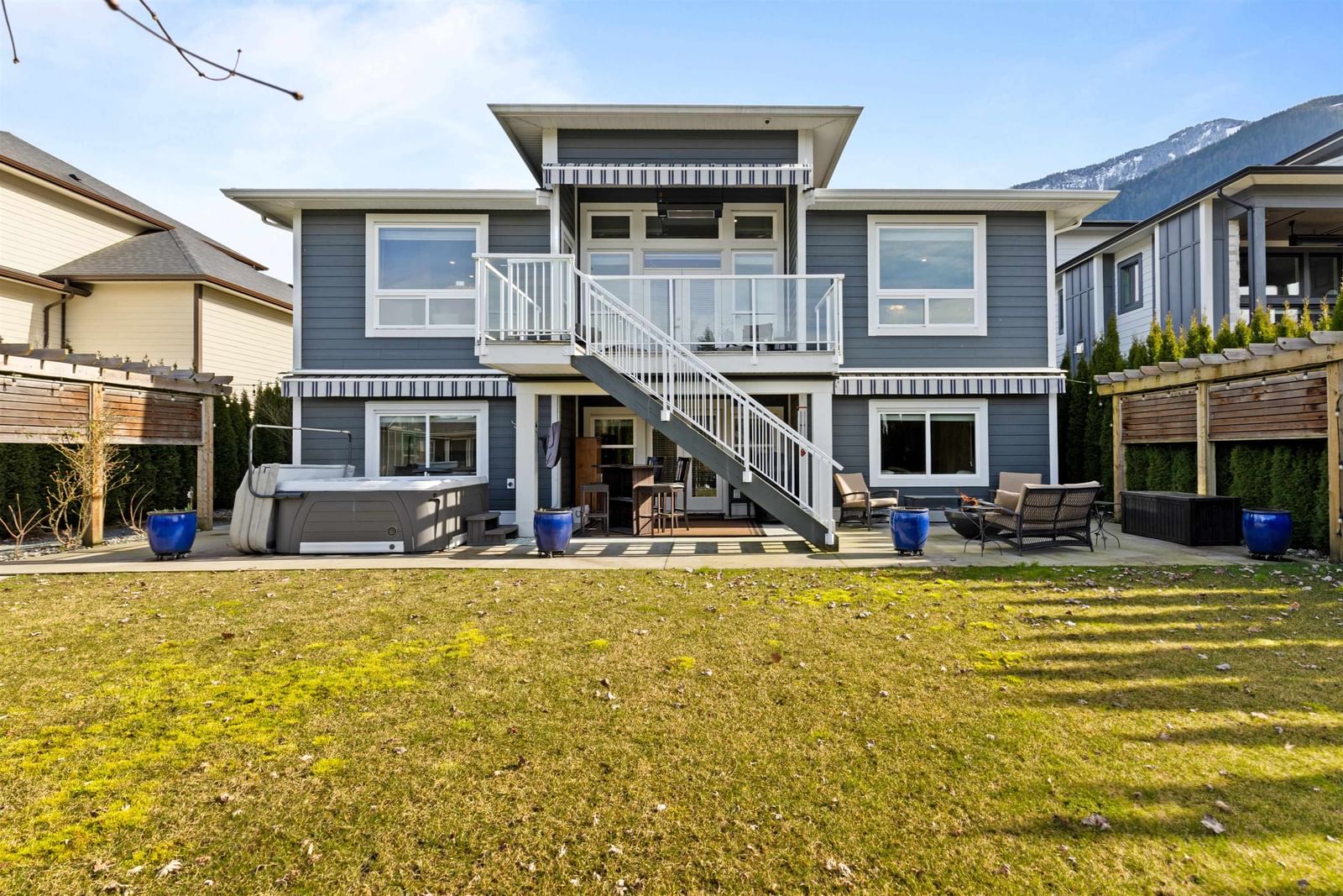 Listing Image 8