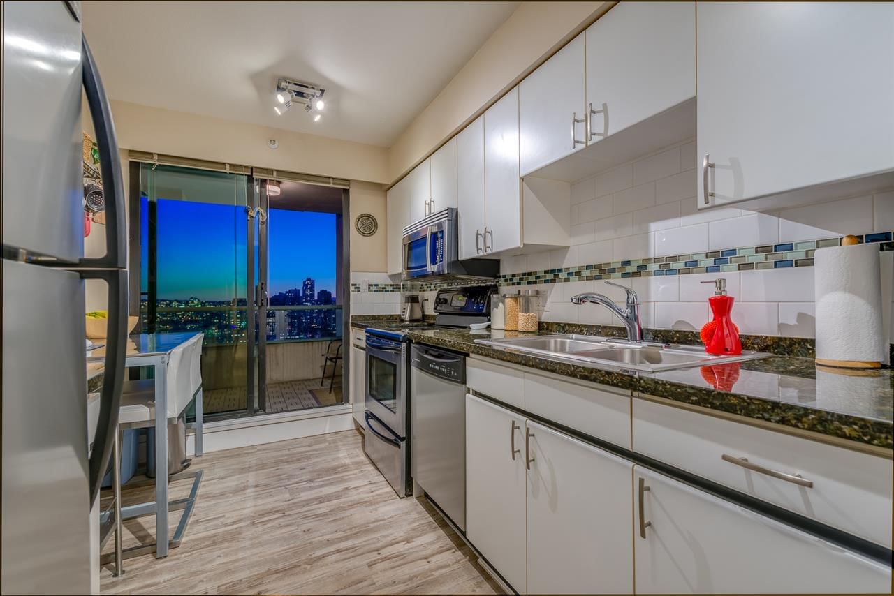 Listing Image 10