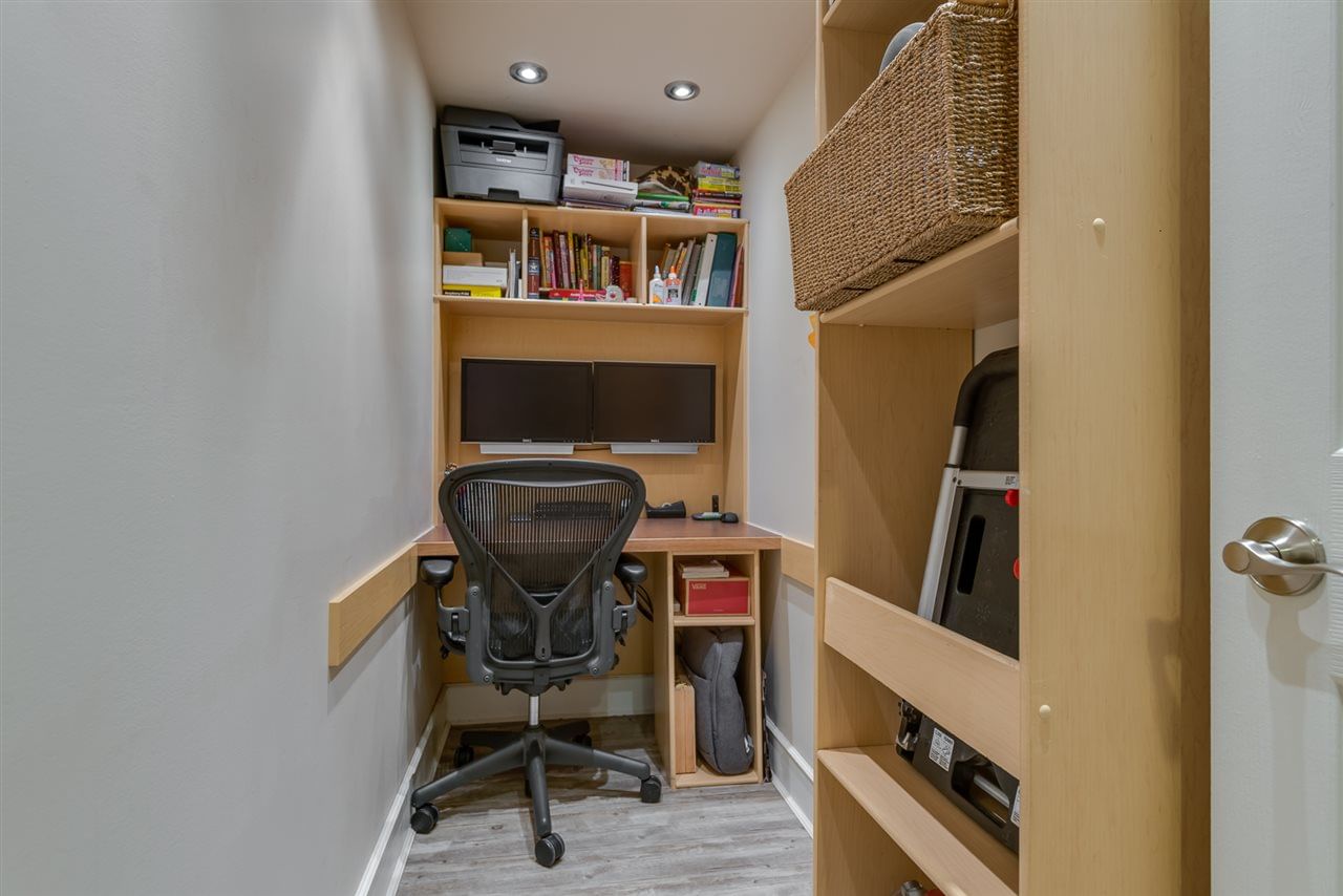 Listing Image 18