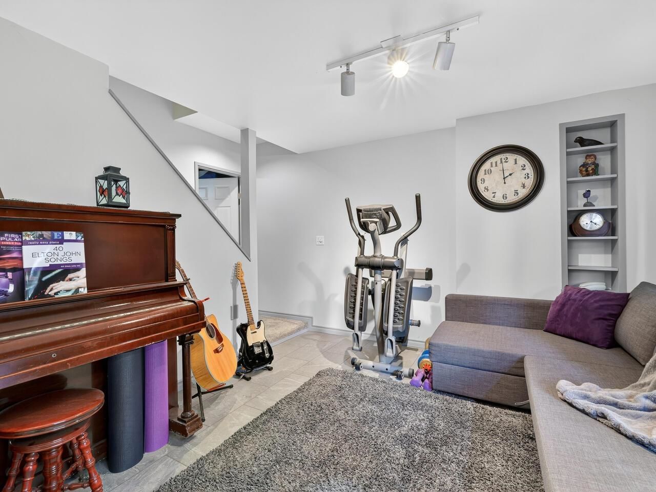 Listing Image 18
