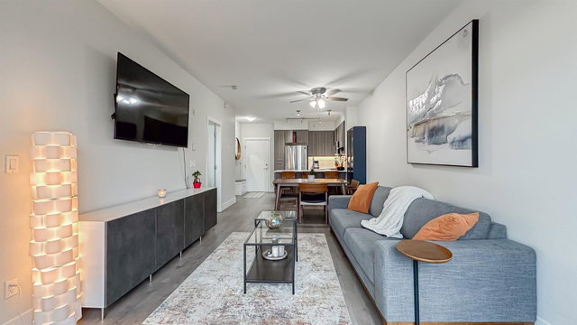 203 - 1306 Fifth Avenue