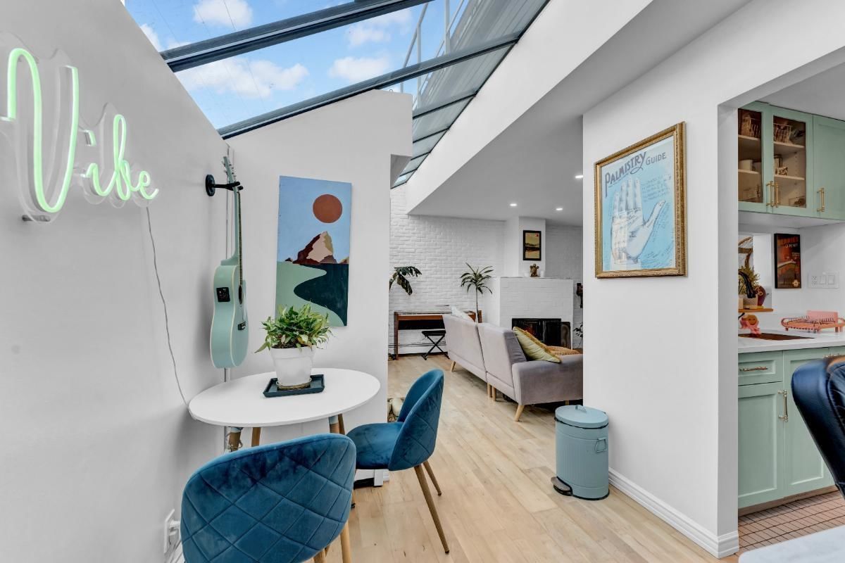 Listing Image 10