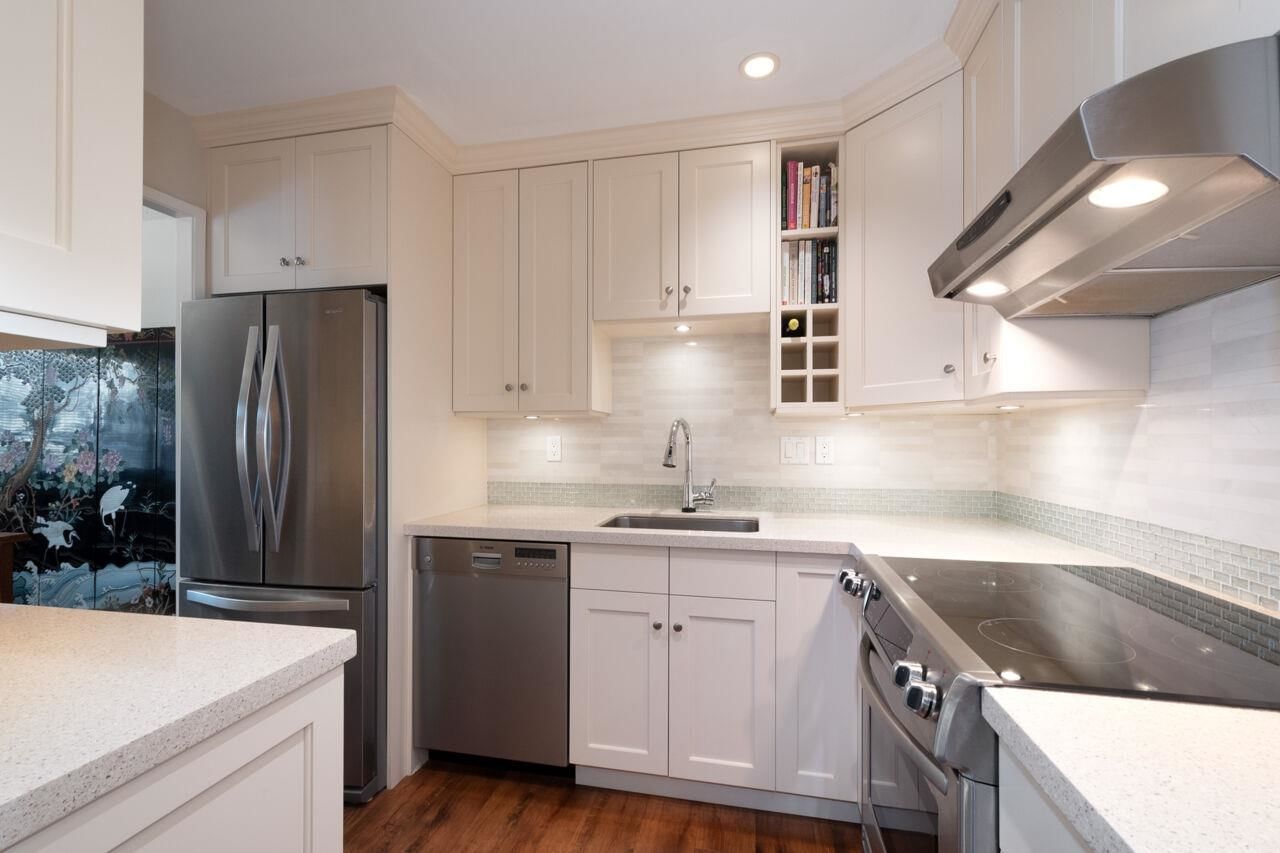Listing Image 15