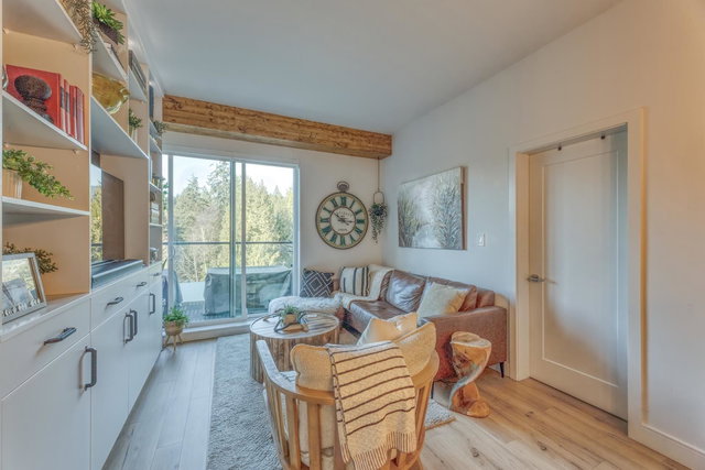 518 - 55 Klahanie Drive