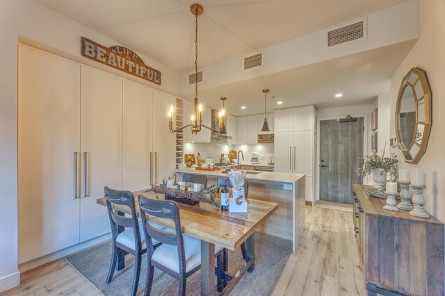 518 - 55 Klahanie Drive