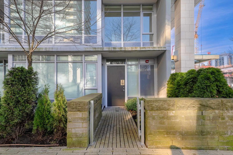 TH1 - 6288 Cassie Avenue, Burnaby, V5H 0H7 | Image 2
