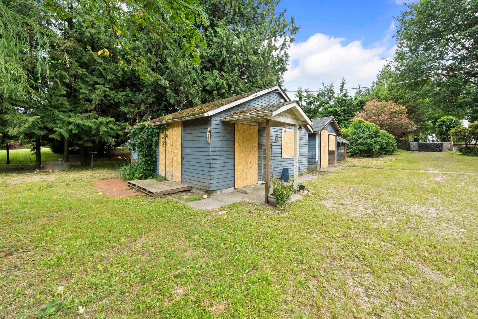 Listing Image 16