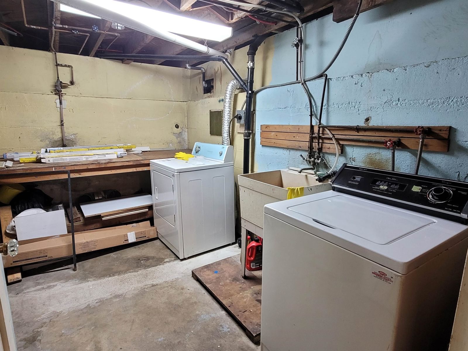 Listing Image 13