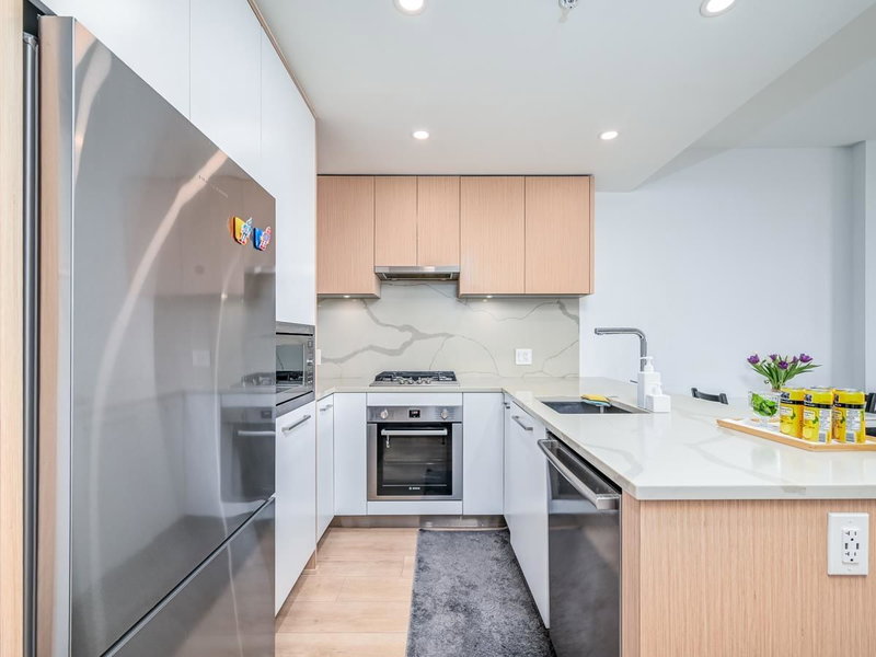 1109 - 567 Clarke Road, Coquitlam, V3J 0K7 | Image 3