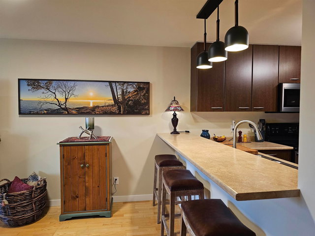 404 - 5631 Inlet Avenue