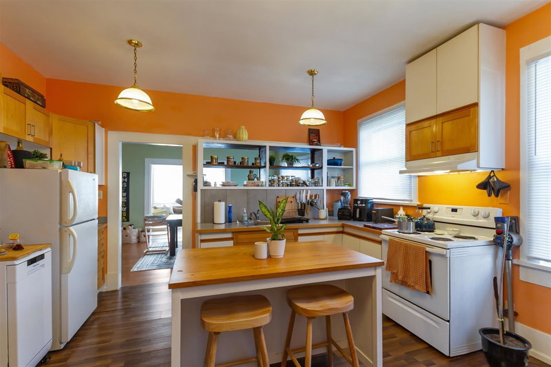 1925 Adanac Street, Vancouver, V5L 2E5 | Image 2