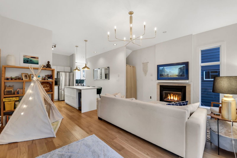 21 - 40137 Government Road, Squamish, V8B 0N7 | Image 3