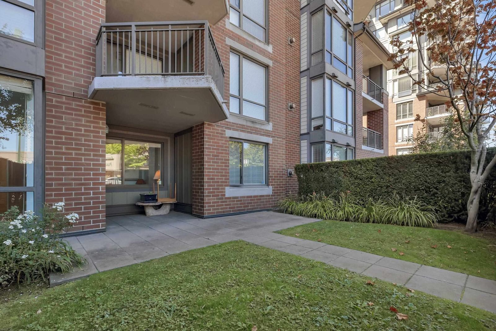 Listing Image 13