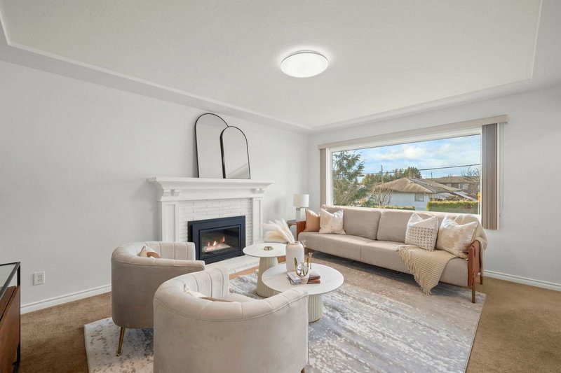 7776 Davies Street, Burnaby, V3N 3H4 | Image 3