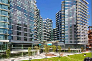 912 - 68 Smithe Street