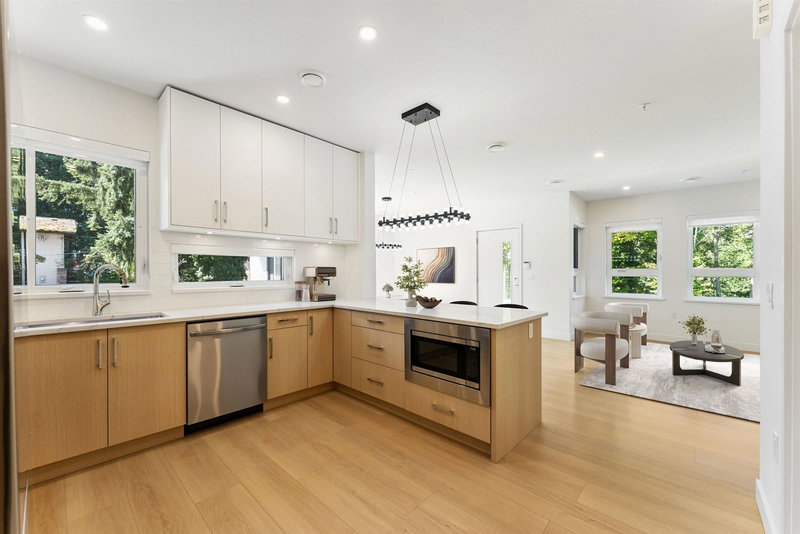 844 St. Denis Avenue, North Vancouver, V7J 2G4 | Image 3