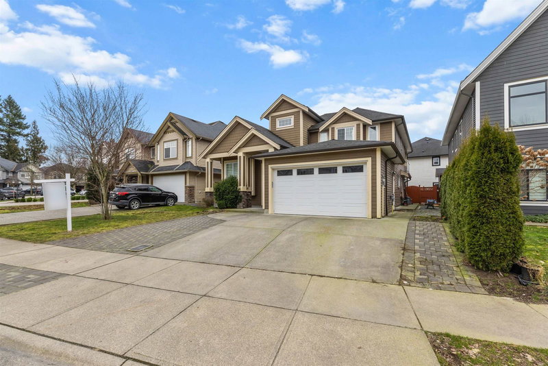 3167 Engineer Crescent, Abbotsford, V4X 0A7 | Image 2