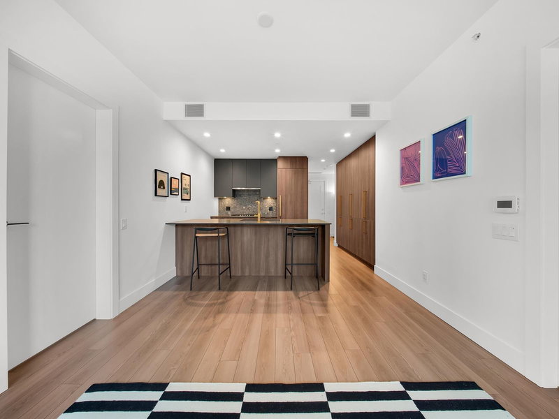 404 - 2375 Emery Court, North Vancouver, V7J 0E8 | Image 3