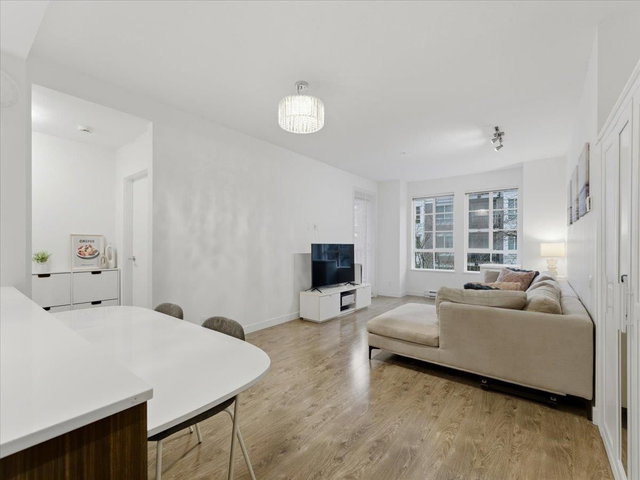 205 - 553 Foster Avenue